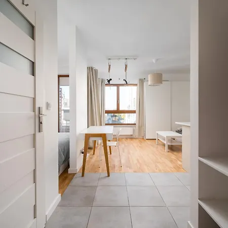 Metro Wierzbno Inviting By Bookinghost Appartamento