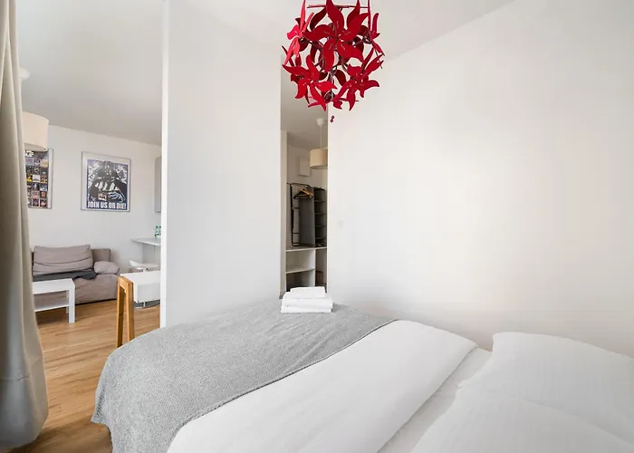 Lejlighed Metro Wierzbno Inviting By Bookinghost