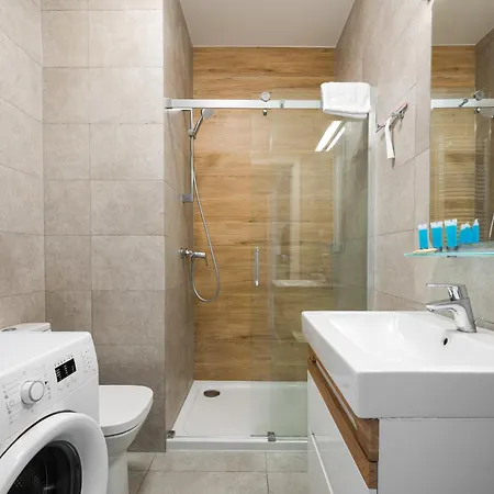Apartment Metro Wierzbno Inviting By Bookinghost *